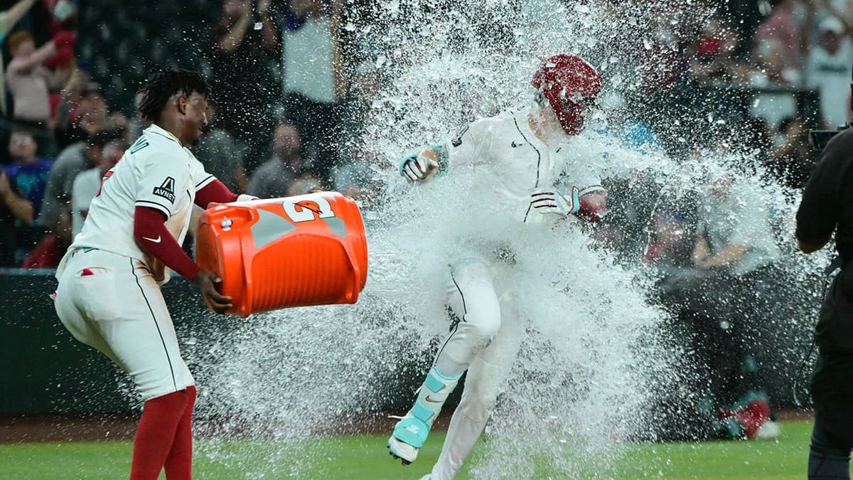 Diamondbacks news: Corbin Carroll walks off Marlins with 2-run homer - Yahoo Sports
