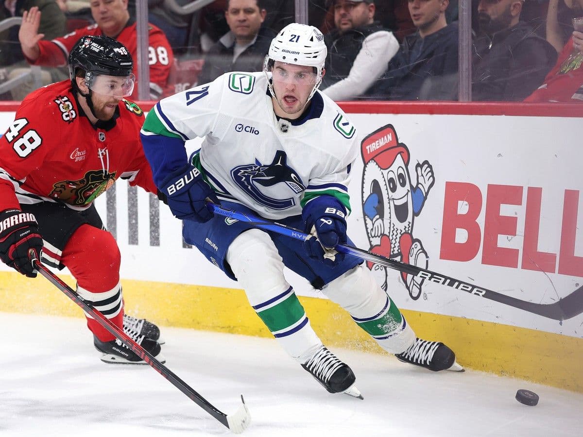 Canucks' Nils Hoglander on his frustrating year: 'I just want to play' | The Province