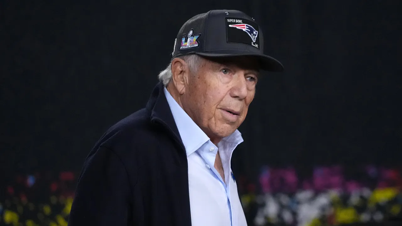 Macklemore ban by Robert Kraft draws fire from AOC and CAIR who advocate for free speech only when convenient | OutKick