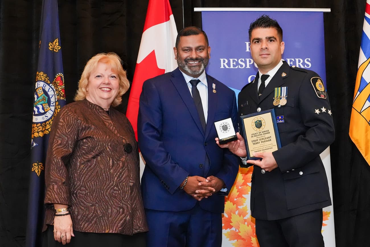 Dwivedi Foundation honours first responders - Indo-Canadian Voice