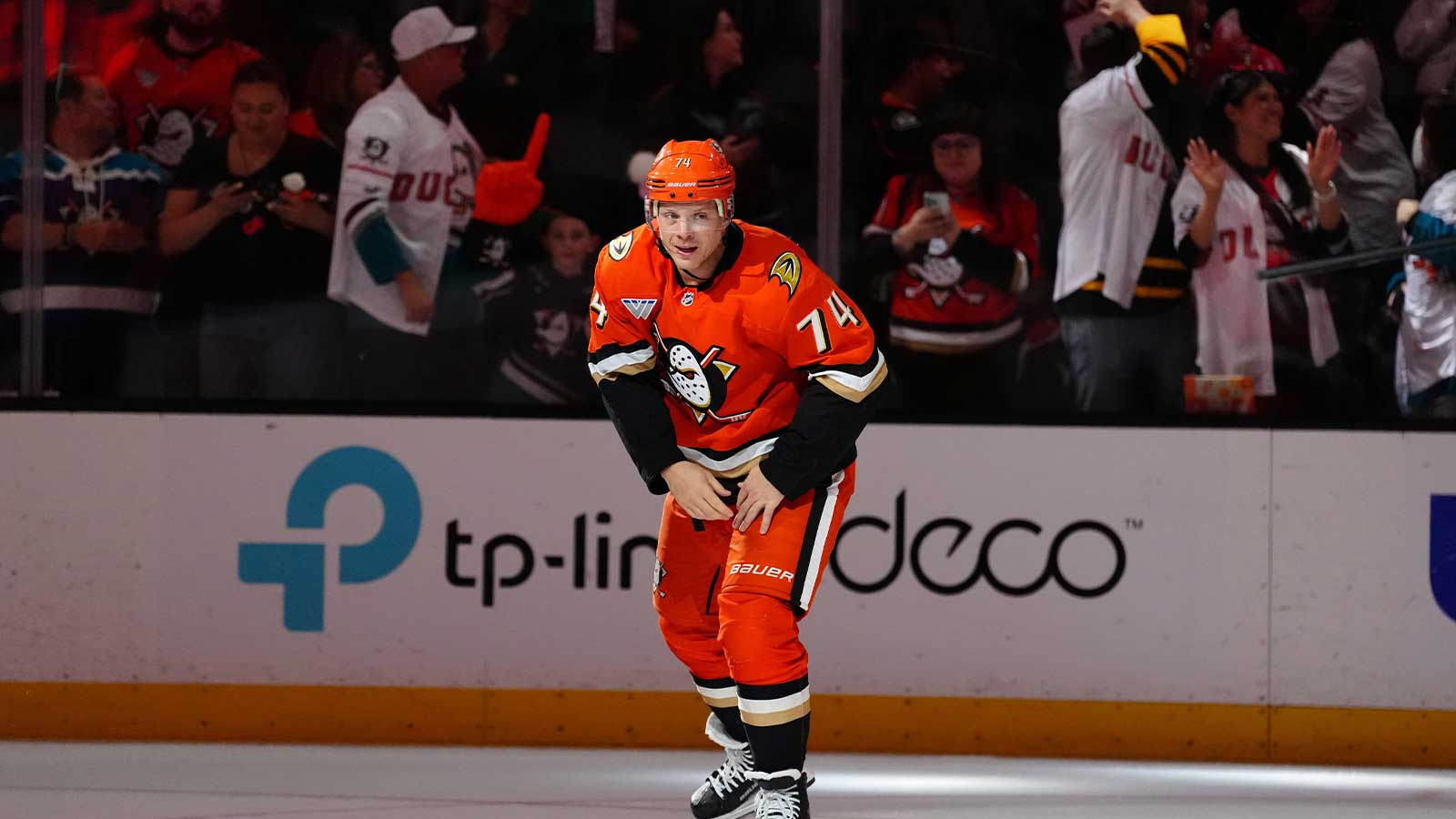 NHL rumors: The frontrunner for John Carlson in free agency, per LeBrun