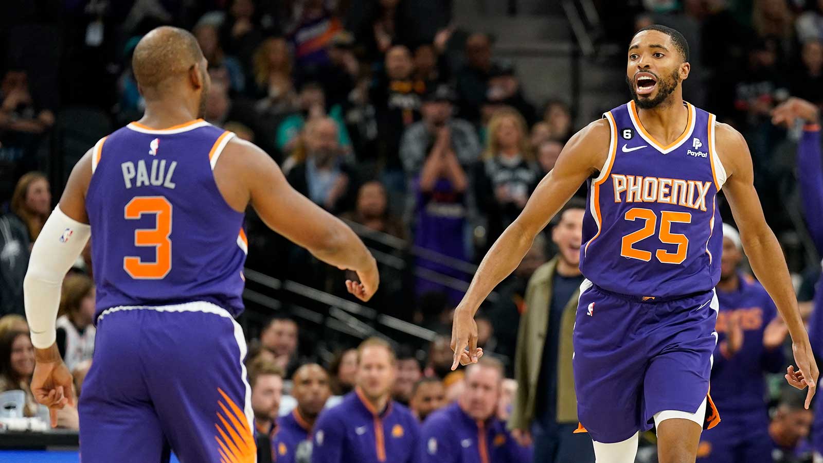 Suns news: Mikal Bridges reveals post-Nets trade gift from Chris Paul on IG Live