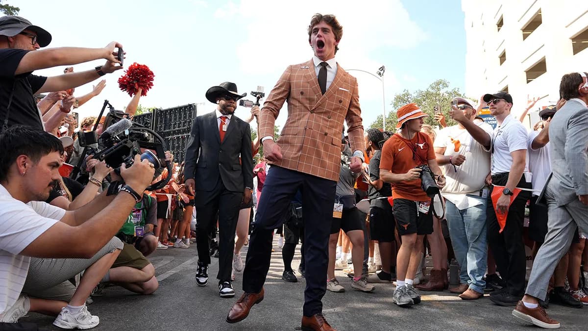 Texas football news: Arch Manning, media under fire for laughing about AI video of Steve Sarkisian slapping Holly Rowe