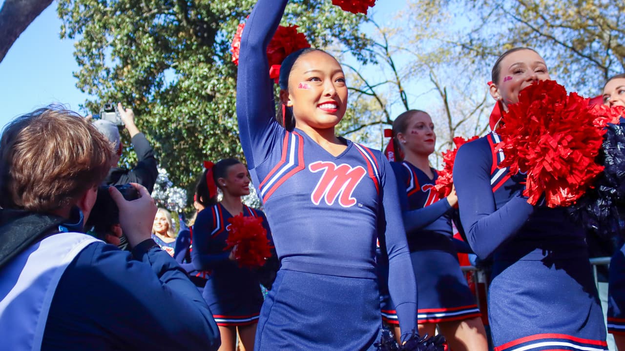 Two Decommitments, One Opportunity for Ole Miss on Recruiting Trail - HottyToddy.com - Ole Miss Sports, Oxford Entertainment, Dining & More