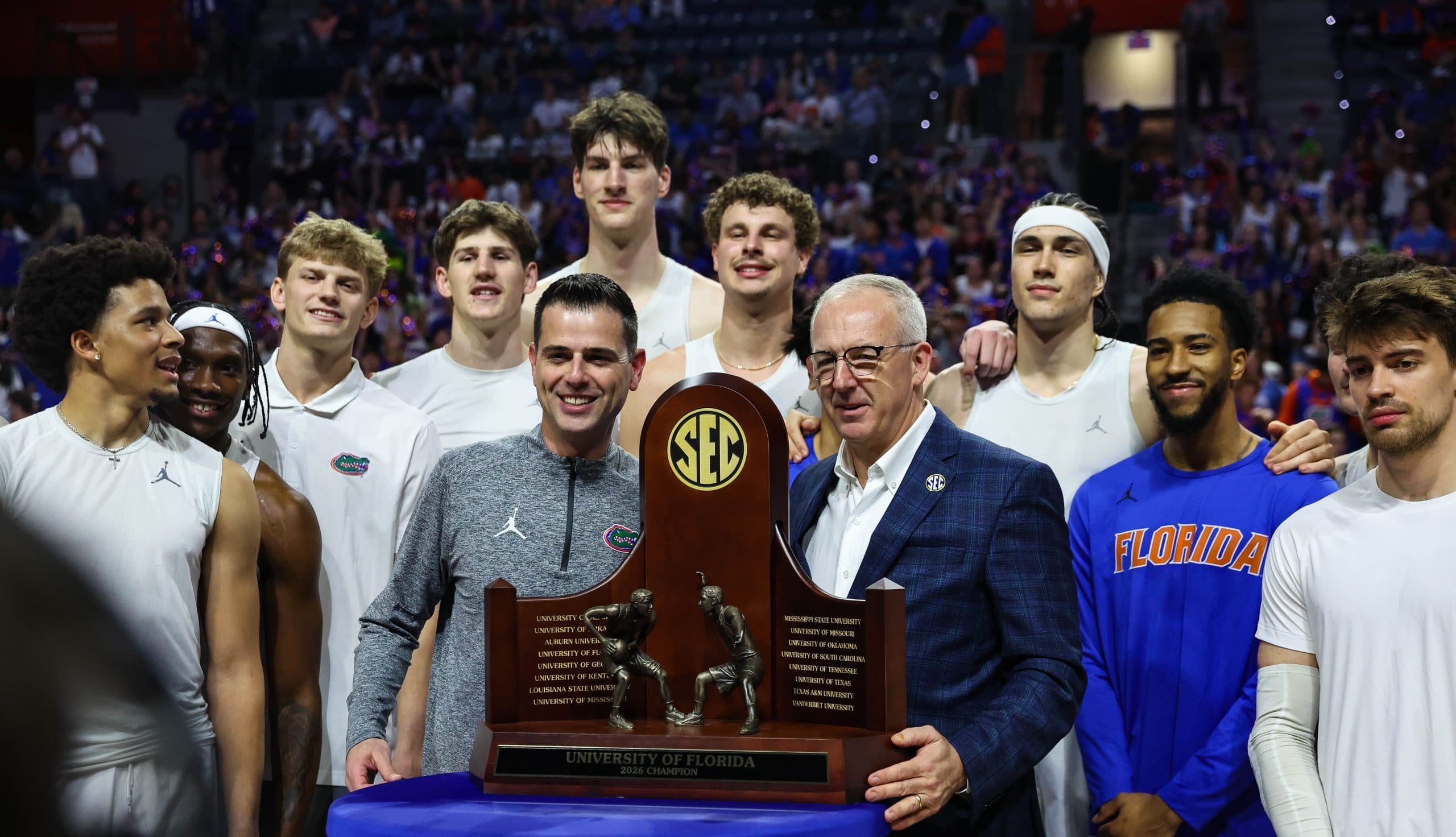 The winners and losers if college conferences pool their TV rights - Sports Media Watch