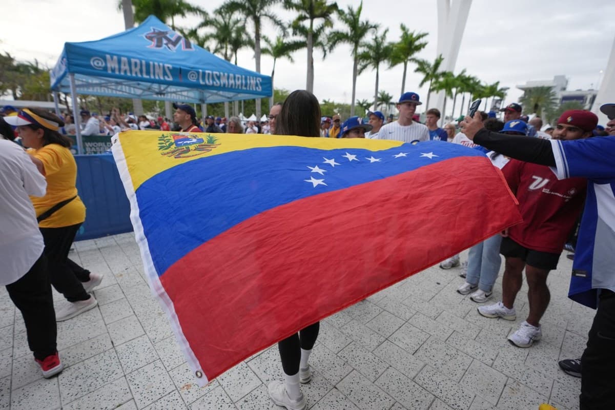 In Miami for the WBC final, both Venezuelan and US fans have something to celebrate - Athabasca, Barrhead & Westlock News